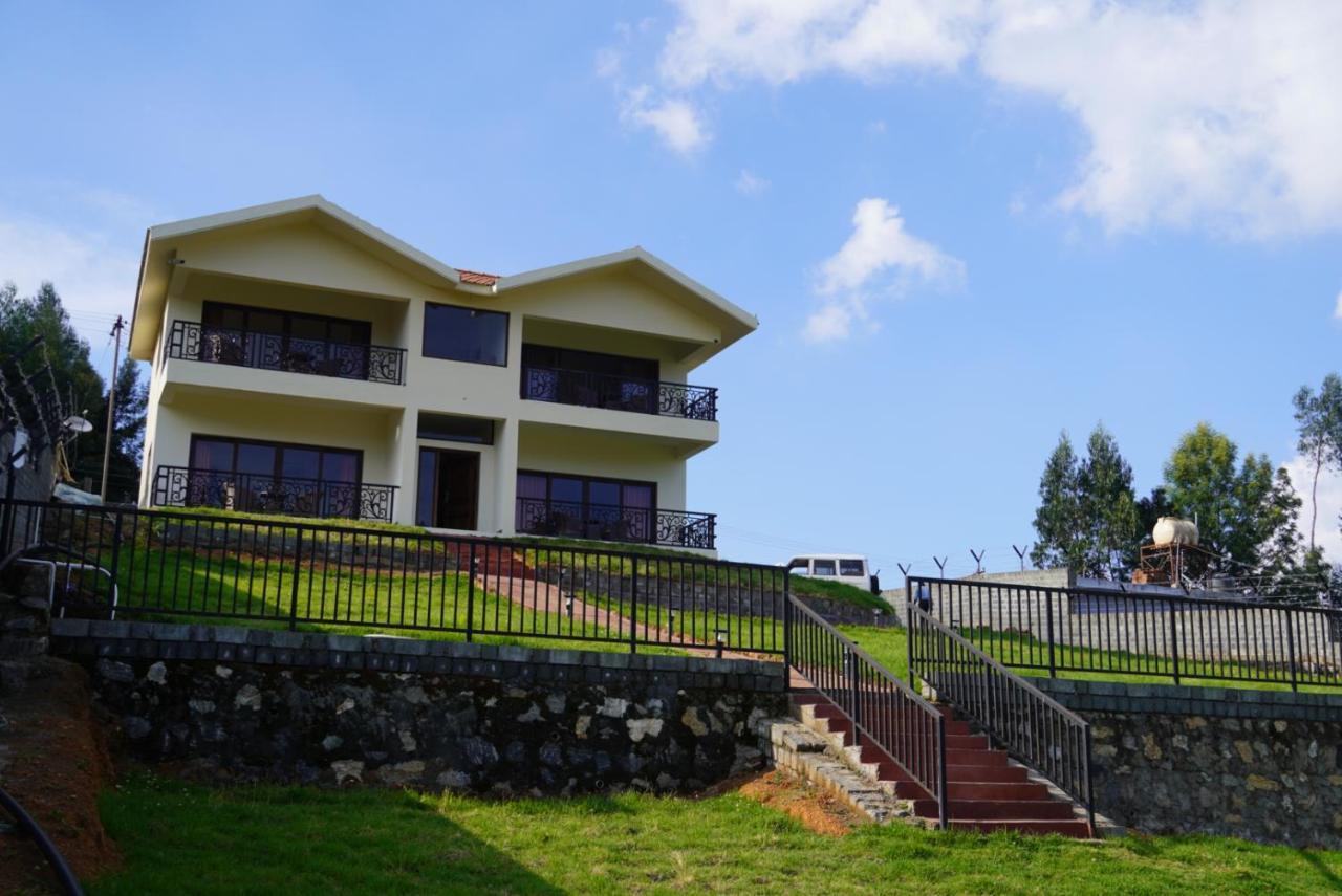 Acorn House Hotel Ооти Екстериор снимка